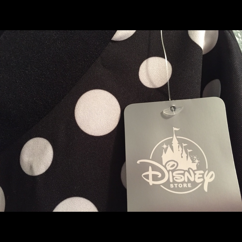 Disney - Picture 4 of 5
